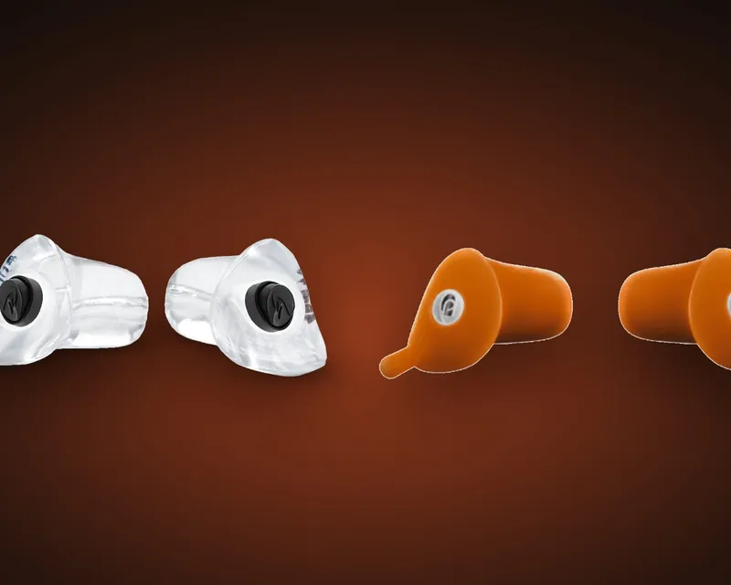 Bouchons d'oreilles universels (comme Alpine) ou sur mesure ?