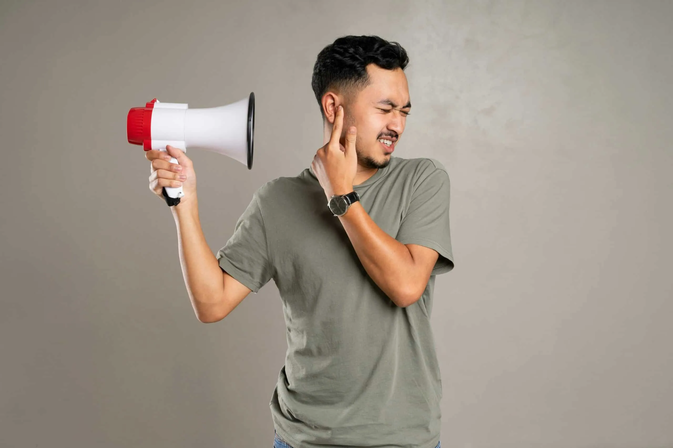 Hyperacousie : causes, symptômes et traitement
